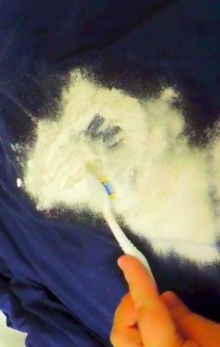 How to Get Rid of Grease Stains or Oil Stains Out Clothes at Home