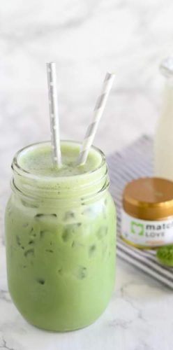 Iced Mocha Green Smoothie